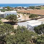Eleonas Paros Estate - With Private Pools Or Jacuzzi & Professional Tennis Court