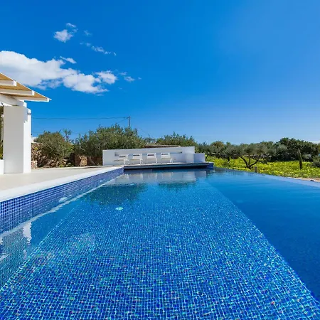 Eleonas Paros Estate - With Private Pools Or Jacuzzi & Professional Tennis Court