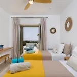 Villa Eleonas Paros Estate - With Private Pools Or Jacuzzi & Professional Tennis Court Drios