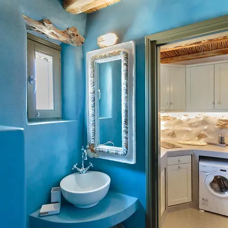 Eleonas Paros Estate - With Private Pools Or Jacuzzi & Professional Tennis Court