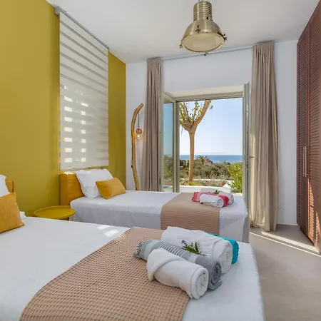 Eleonas Estate - With Partially Private Pools & Professional Tennis Court Parikia (Paros)