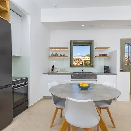 Eleonas Paros Estate - With Private Pools Or Jacuzzi & Professional Tennis Court * Drios