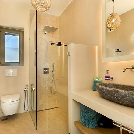 Eleonas Paros Estate - With Private Pools Or Jacuzzi & Professional Tennis Court Villa Drios