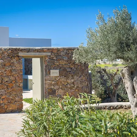 Eleonas Paros Estate - With Private Pools Or Jacuzzi & Professional Tennis Court Villa Drios