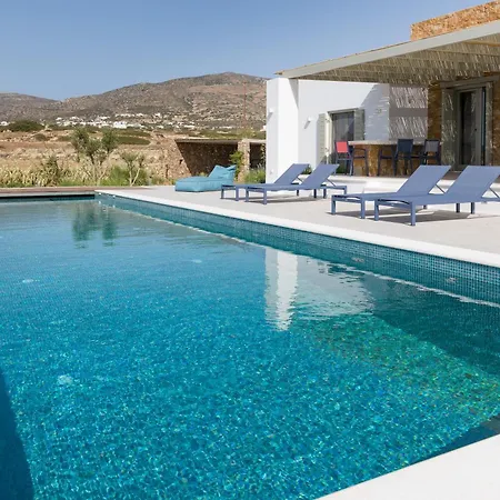 别墅 Eleonas Paros Estate - With Private Pools Or Jacuzzi & Professional Tennis Court *
